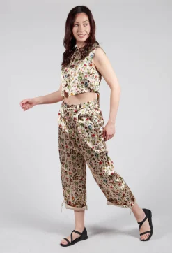 Aleksandr Manamis Trousers^Cropped Trousers in Petite Fleurs
