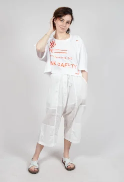 Rundholz Dip Tops^Cropped T-Shirt with Square Neckline in Bleach and Mandarine Print
