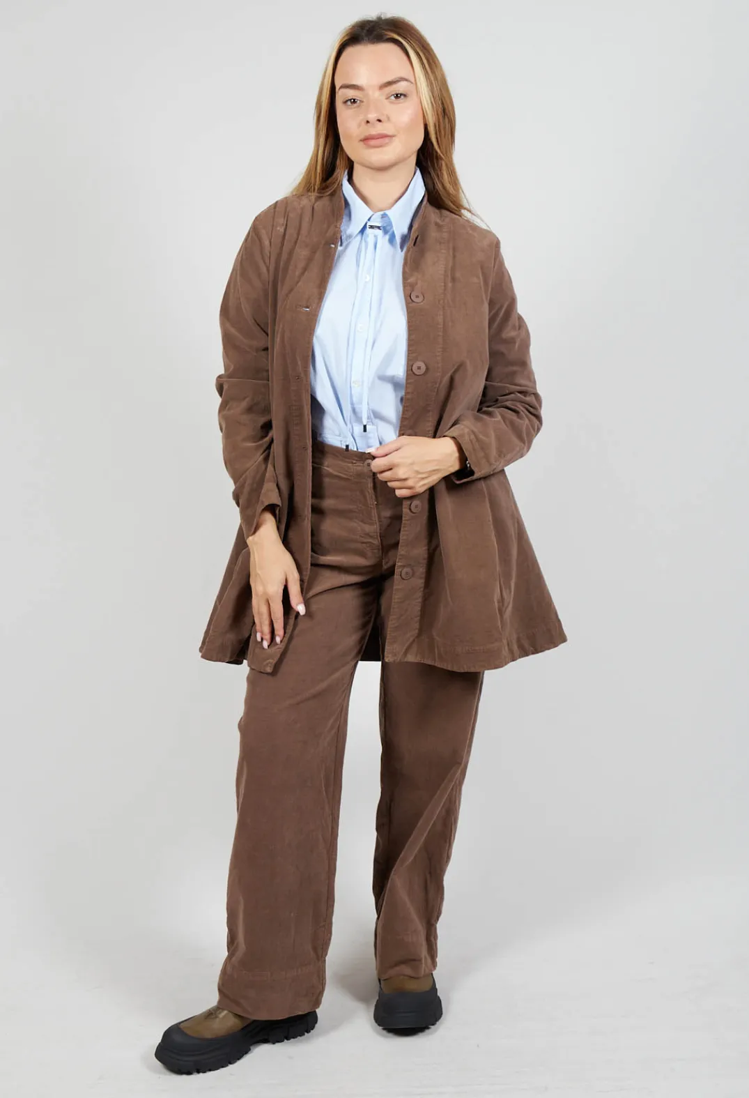 Mes Soeurs u0026 Moi Jackets^Diana Jacket in Taupe