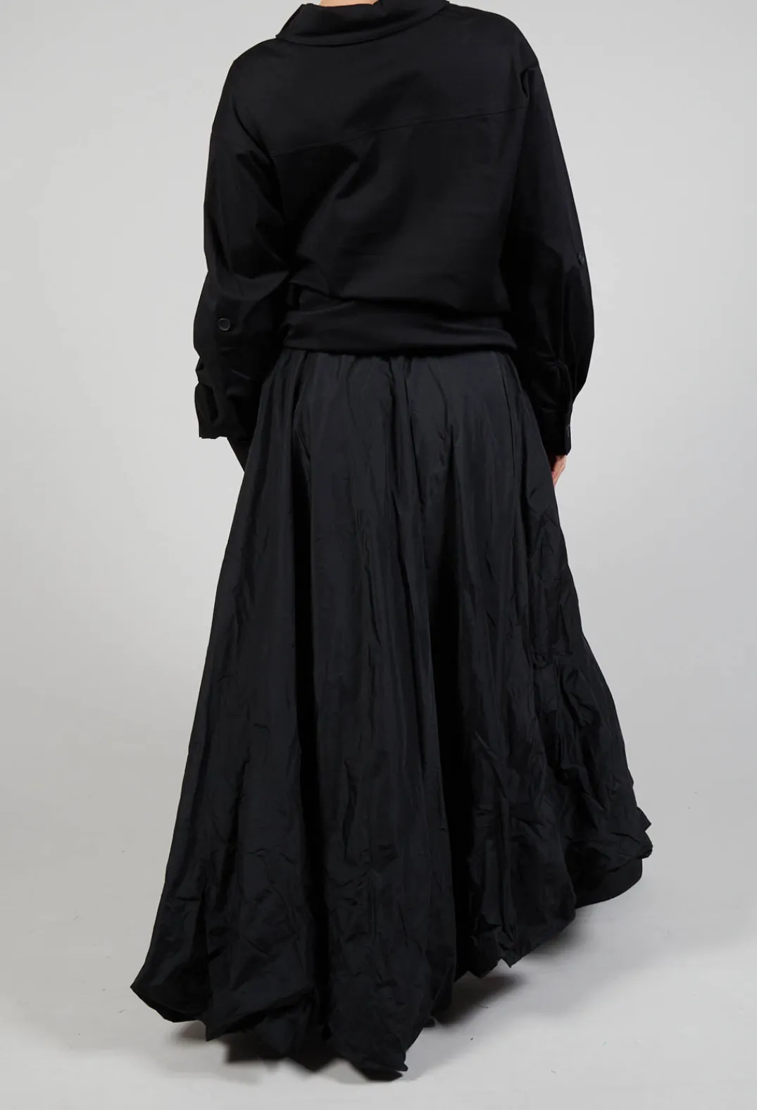 Bize Skirts^Dipped Hemline Skirt in Black