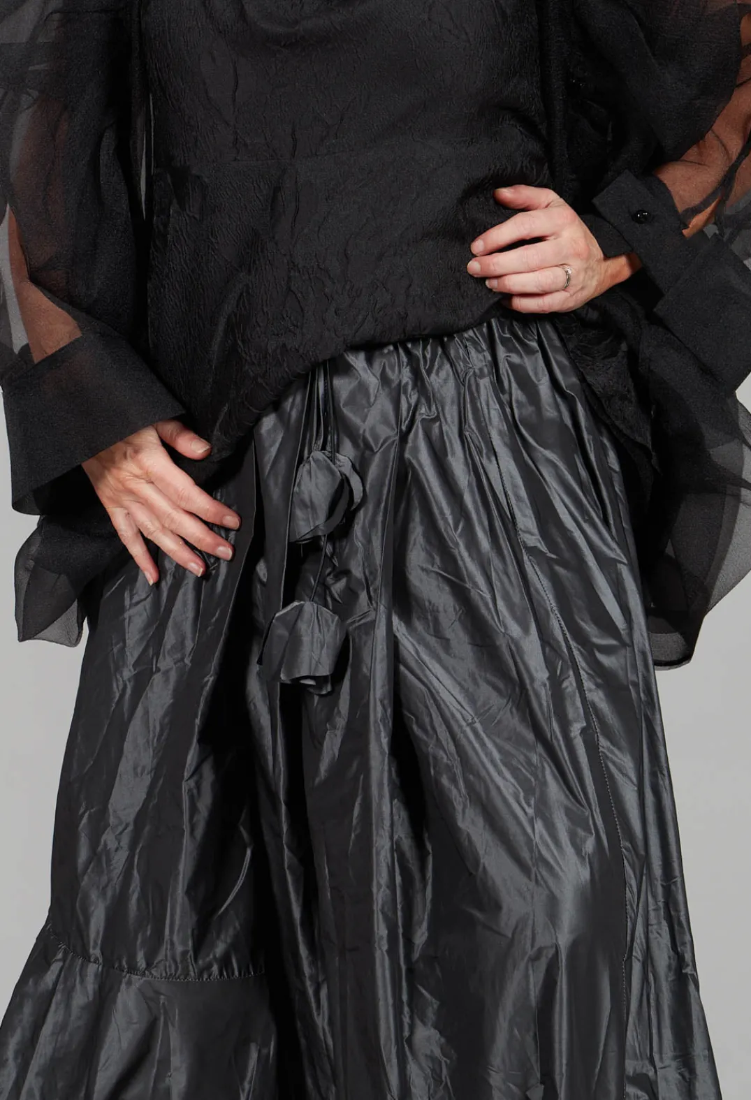 Bize Skirts^Dipped Hemline Skirt in Grey