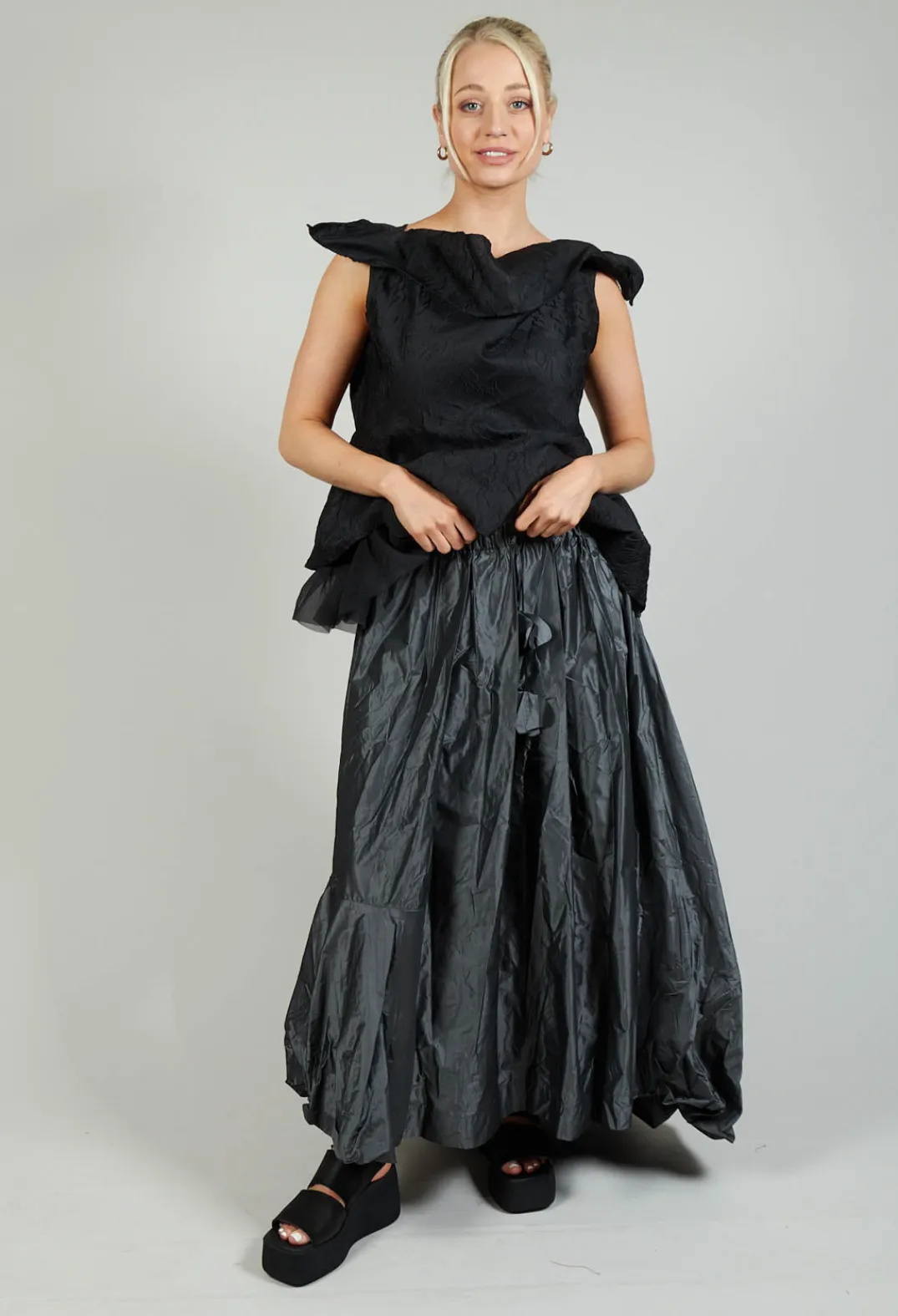 Bize Skirts^Dipped Hemline Skirt in Grey