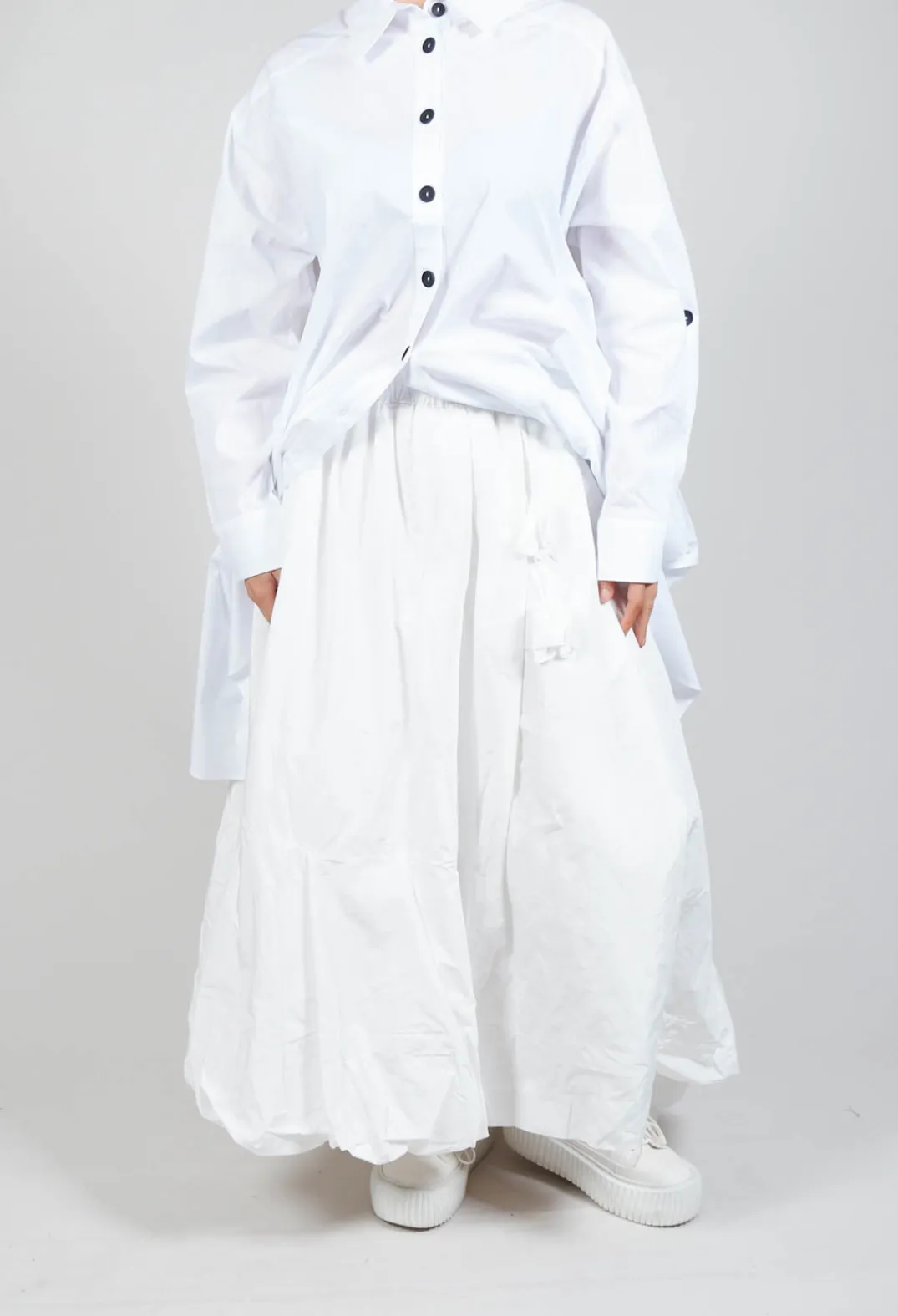 Bize Skirts^Dipped Hemline Skirt in White
