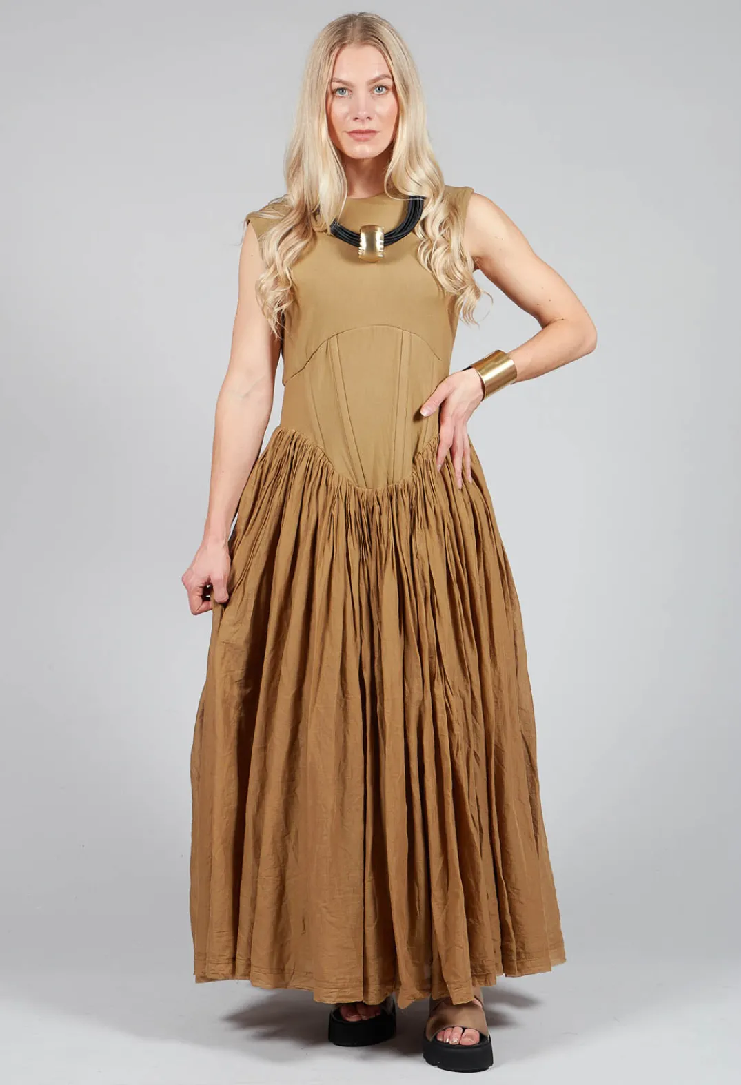 La Vaca Loca Dresses^Distinto Dress in Dried Tobacco