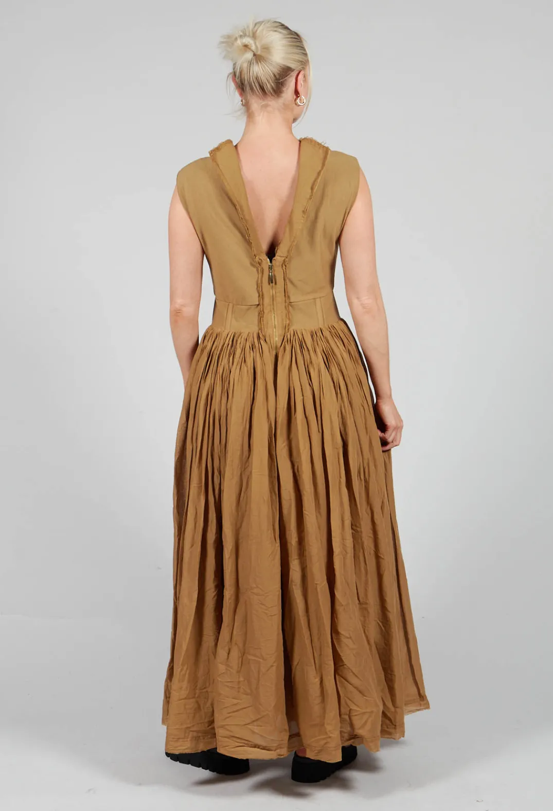 La Vaca Loca Dresses^Distinto Dress in Dried Tobacco