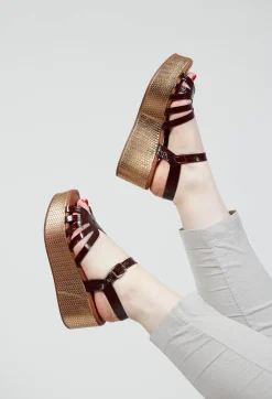 Chie Mihara Boots^Donita Wedge in Bronze and Brown