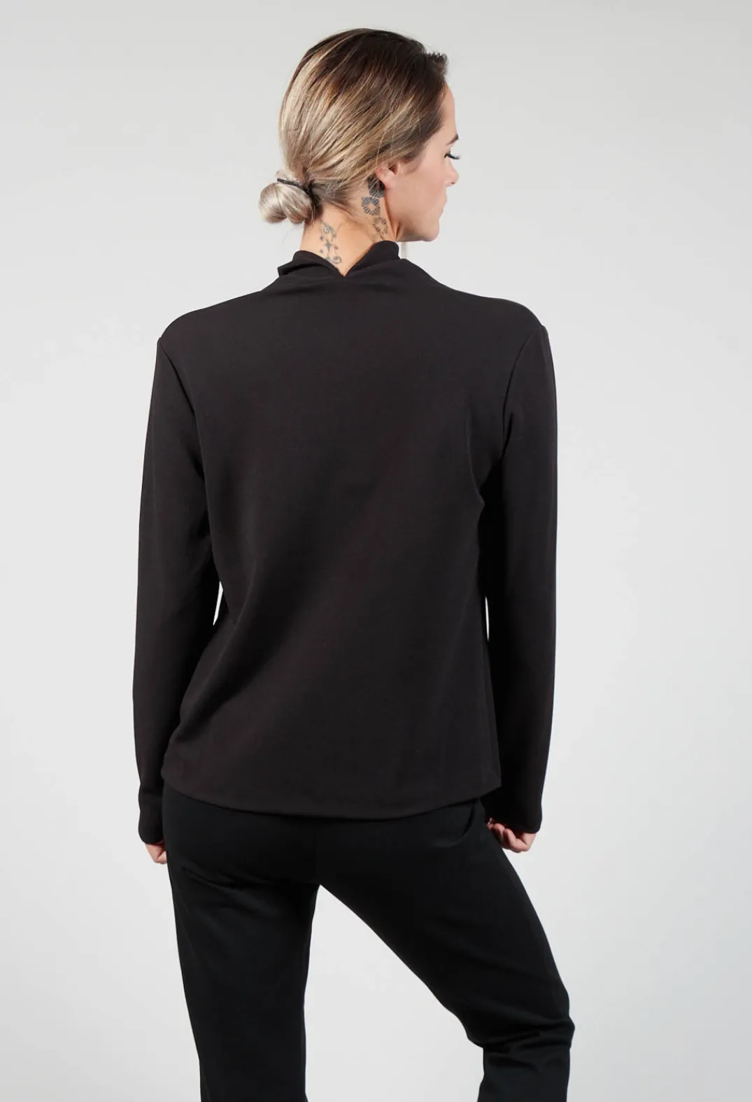 Xenia Design Shirts & Blouses^Draped Neck Top with Long Sleeves in Dark Grey