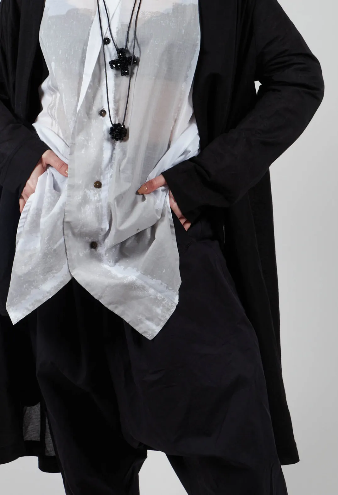 Moyuru Trousers^Drop Crotch Trouser in Black