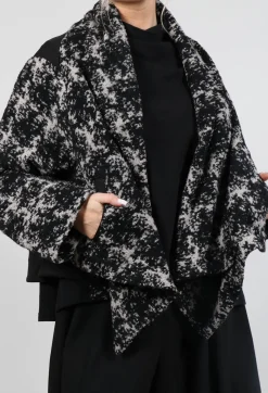 Moyuru Coats^Dual Fabric Jacket in Black