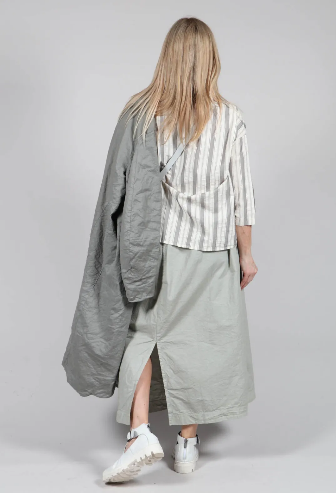 Aequamente Coats^Duster Coat in Ferro
