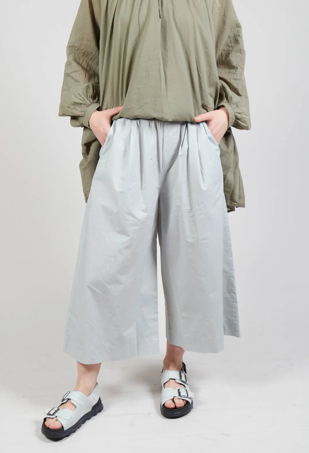 Amici Trousers^Elasticated Waist Trousers in Oyster Grey