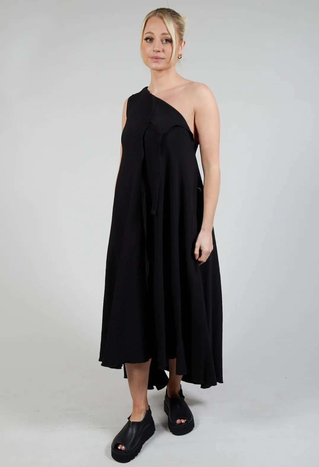 Xenia Design Dresses^ELOT Dress in Black
