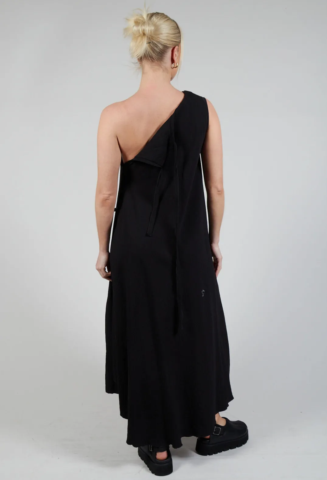 Xenia Design Dresses^ELOT Dress in Black