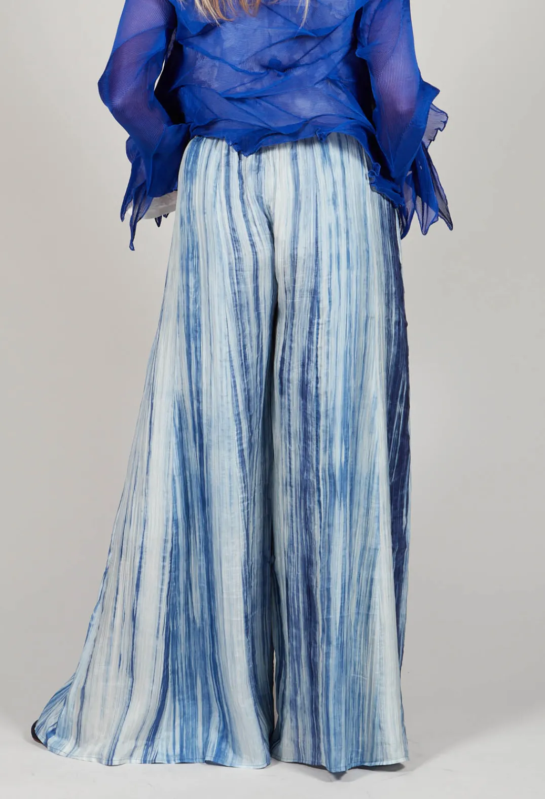 Bianco Levrin Trousers^Emma Reversible Pants in Blue