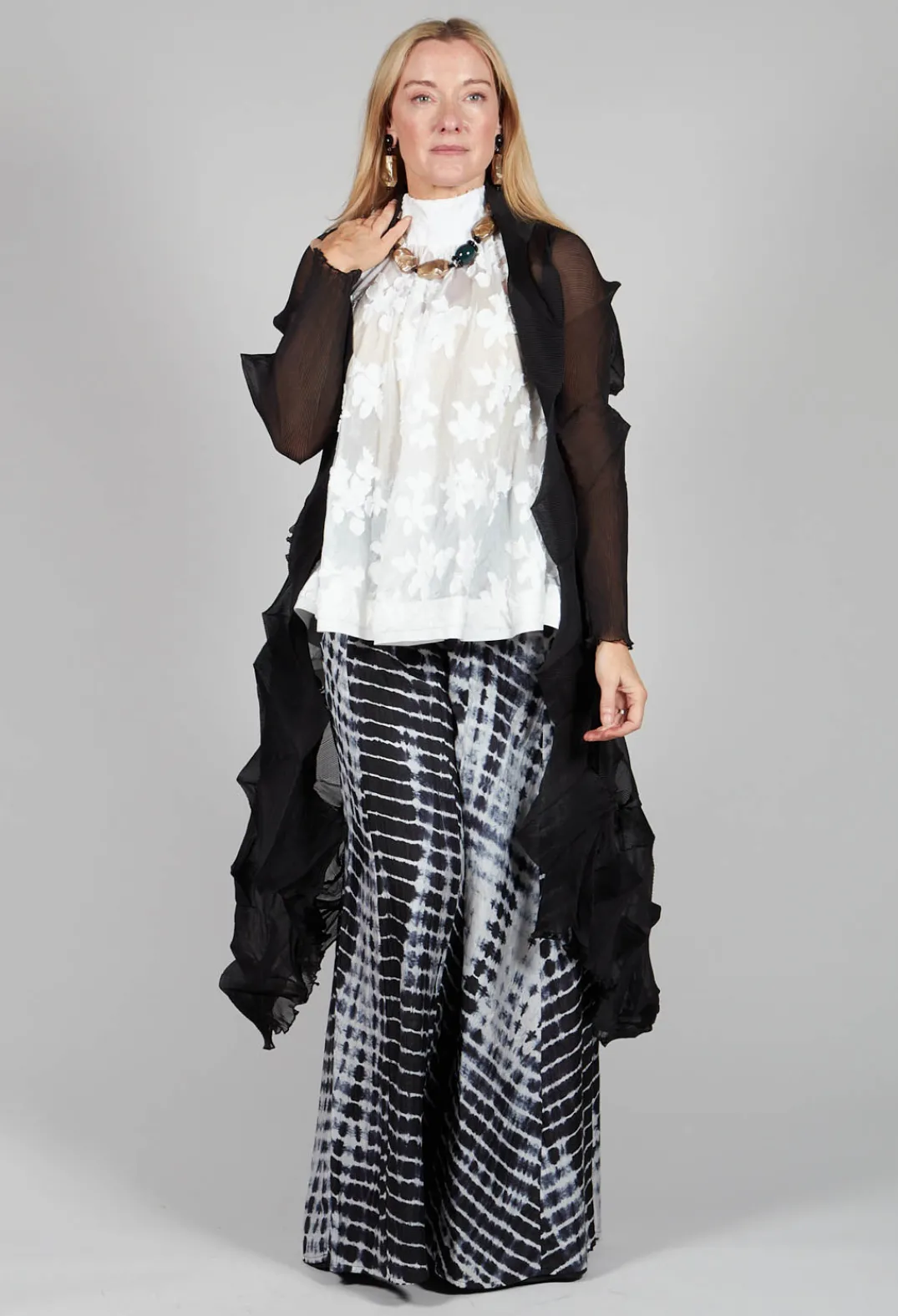 Bianco Levrin Trousers^Emma Reversible Pants in Crocodise Black