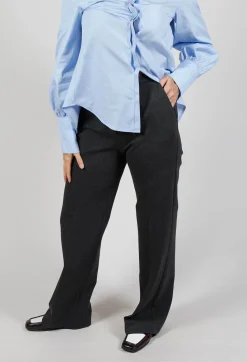 Beatrice B Trousers^Fit Trousers in Dark Grey
