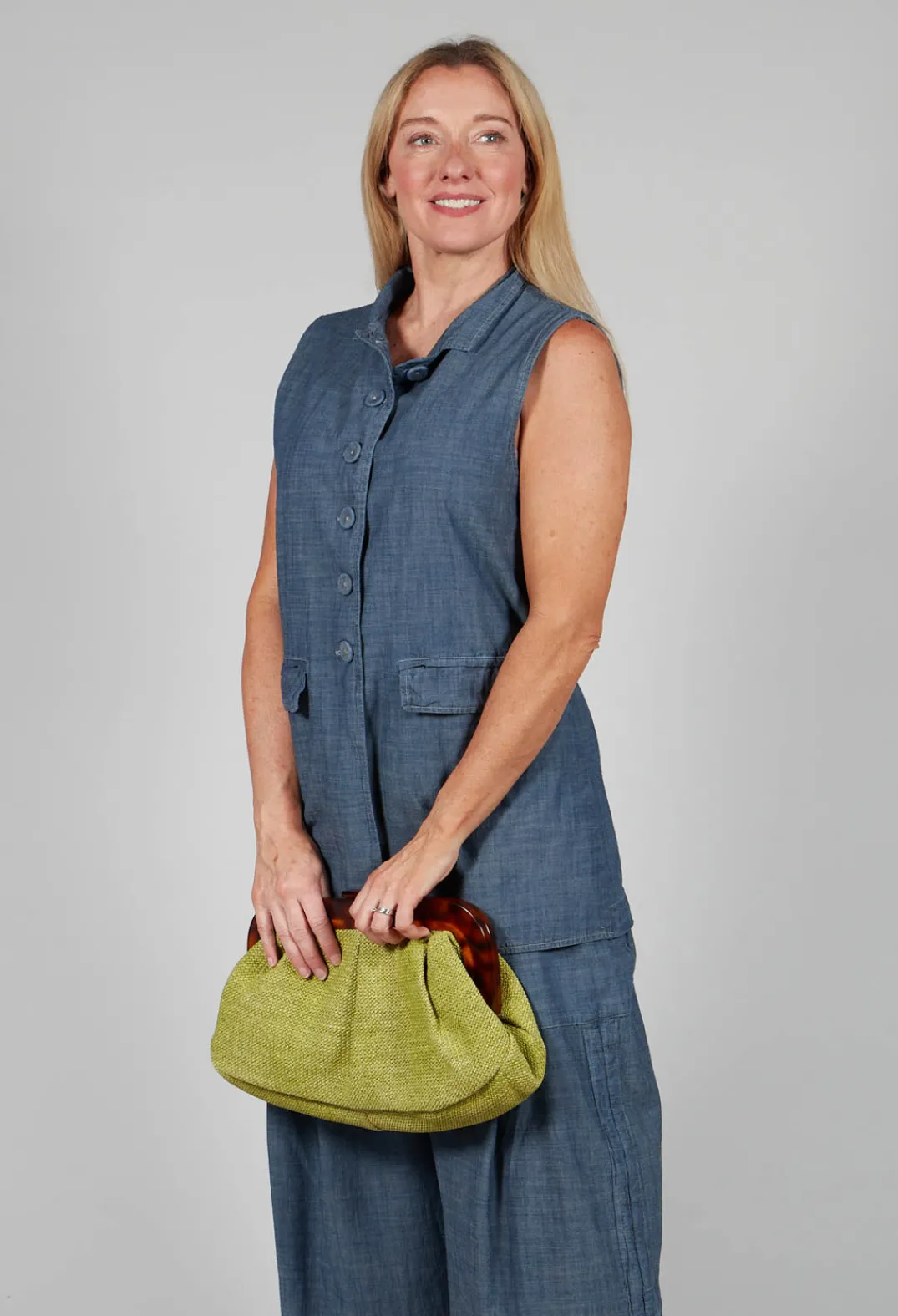 Amici Jackets^Fitted Gilet in Oyster Grey