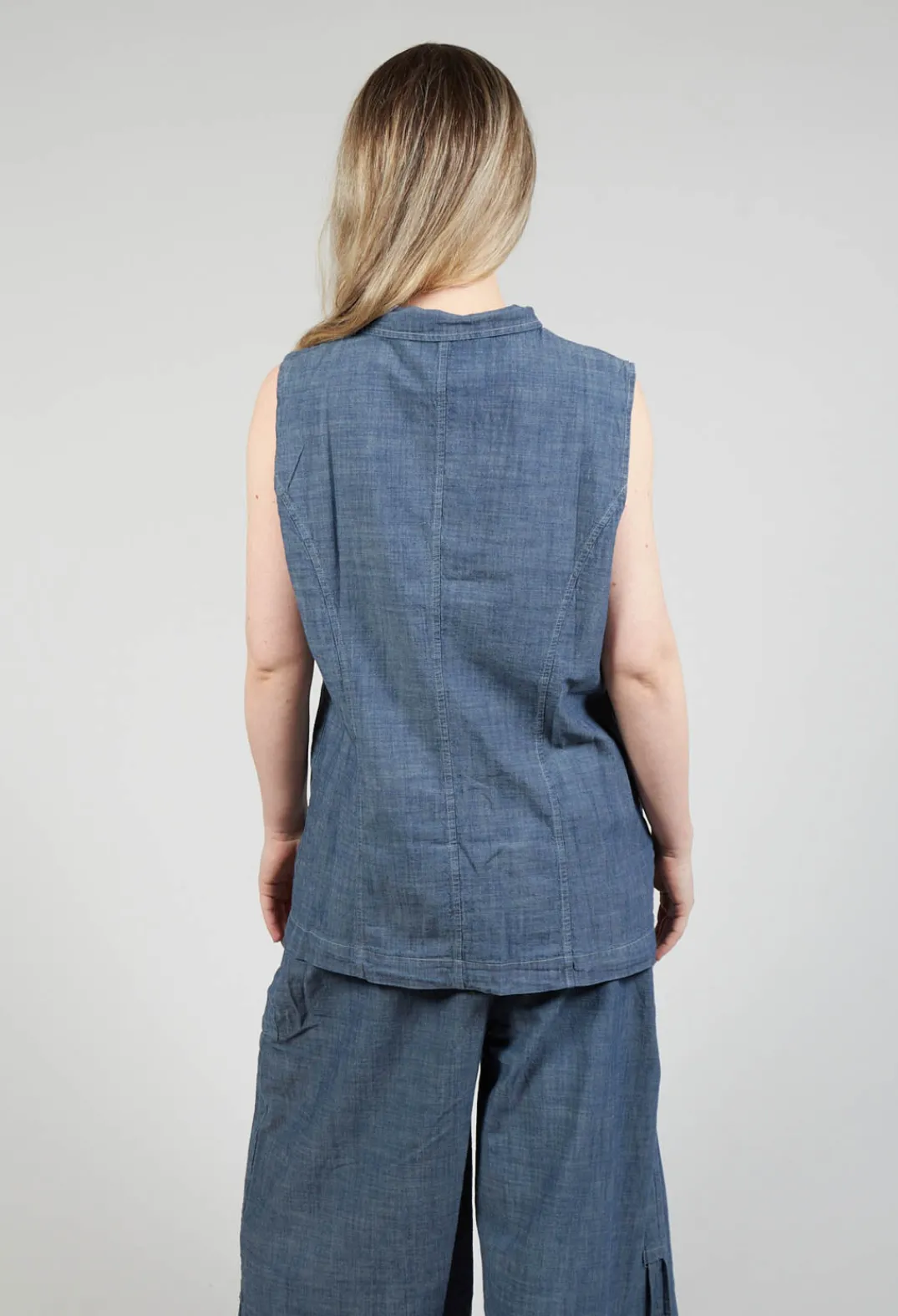 Amici Jackets^Fitted Gilet in Oyster Grey