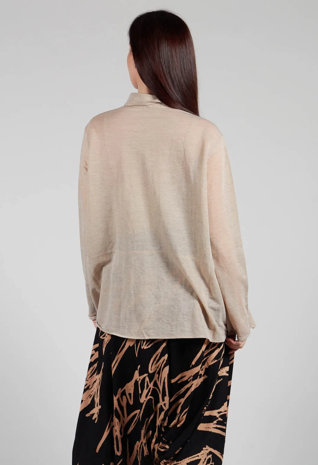 Moyuru Shirts & Blouses^Front Crop Shirt in Beige