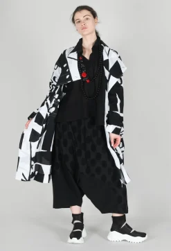 Moyuru Shirts & Blouses^Front Crop Shirt in Black