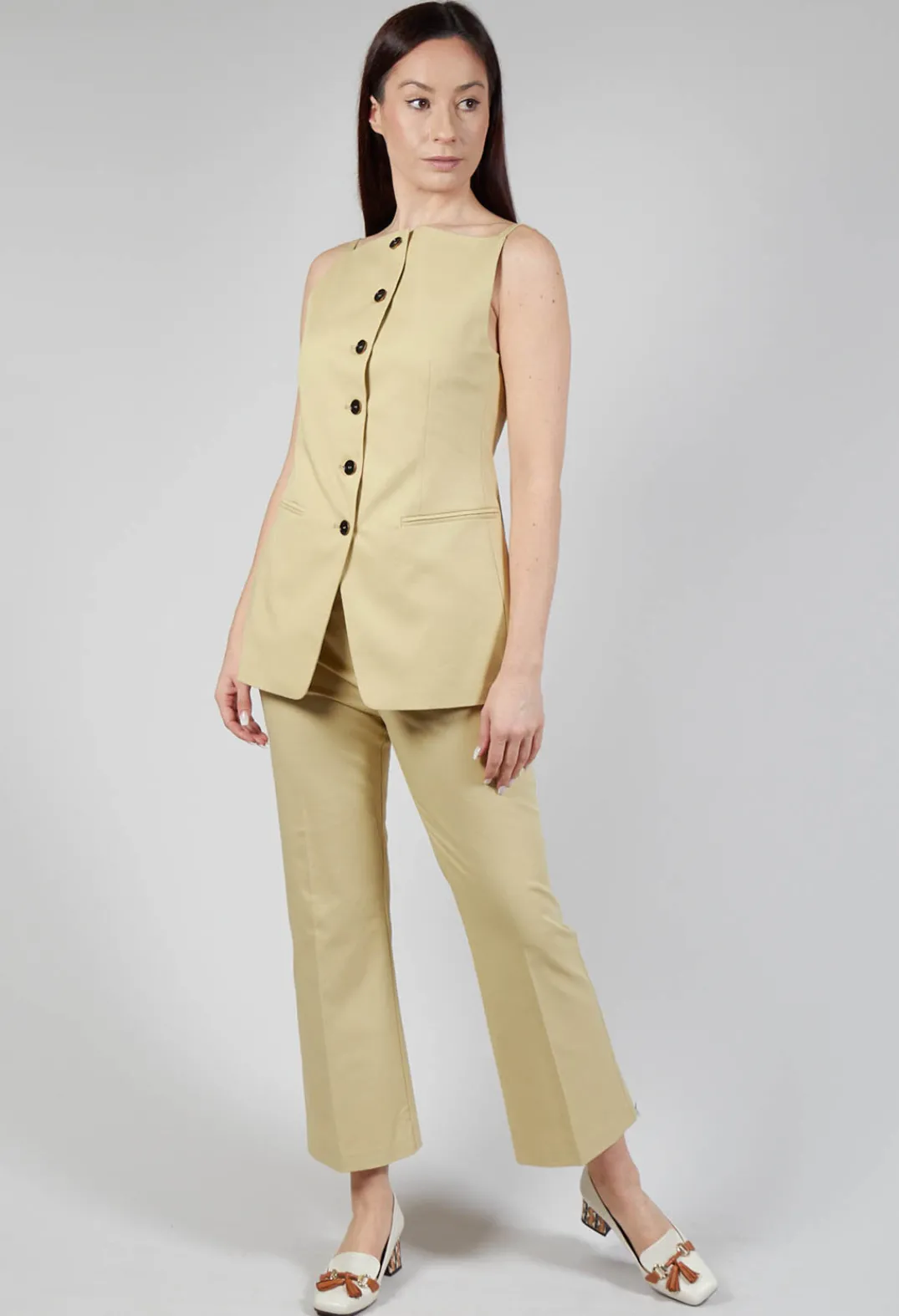 Beatrice B Jackets^Gabardine Waistcoat in Pear Sorbet