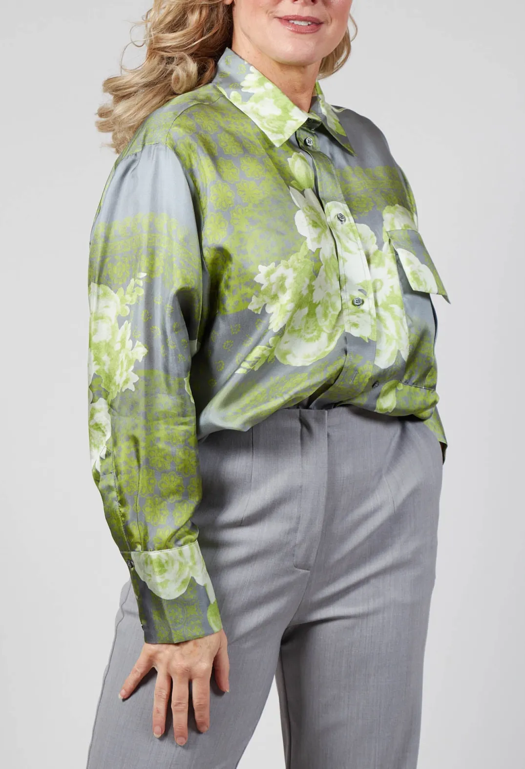 Beatrice B Shirts & Blouses^Garden Print Silk Blouse in Grey