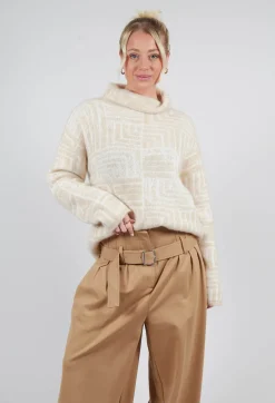 Sarah Pacini Jumpers^Geometric Fluffy Sweater in Beige