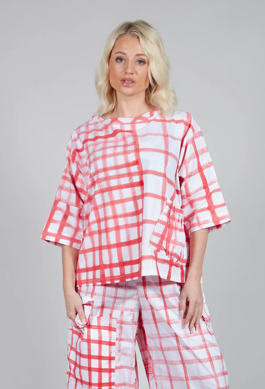 Tadashi with Giovanna Guglielmi Jackets^Gingham Picnic Top in Red
