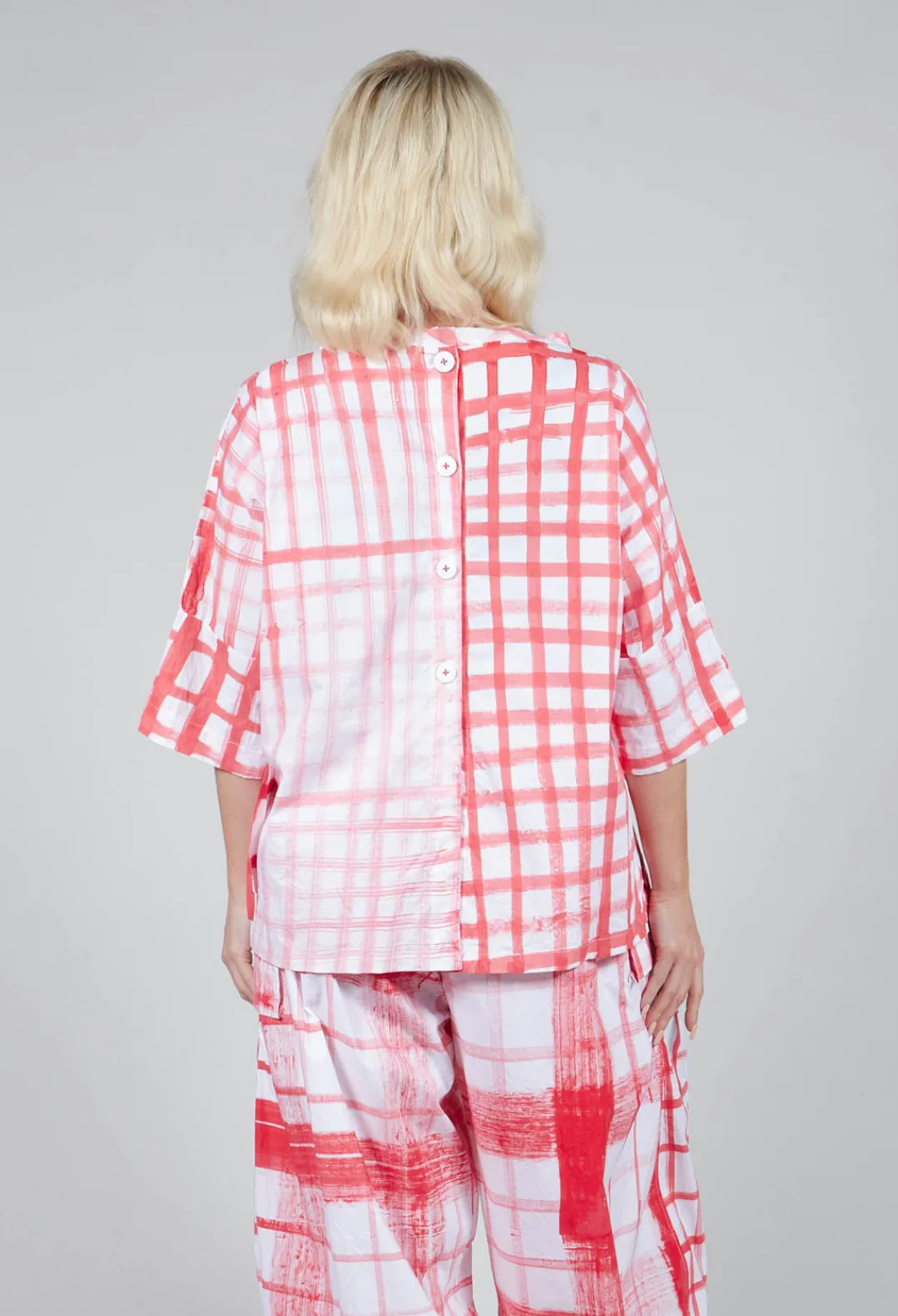 Tadashi with Giovanna Guglielmi Jackets^Gingham Picnic Top in Red