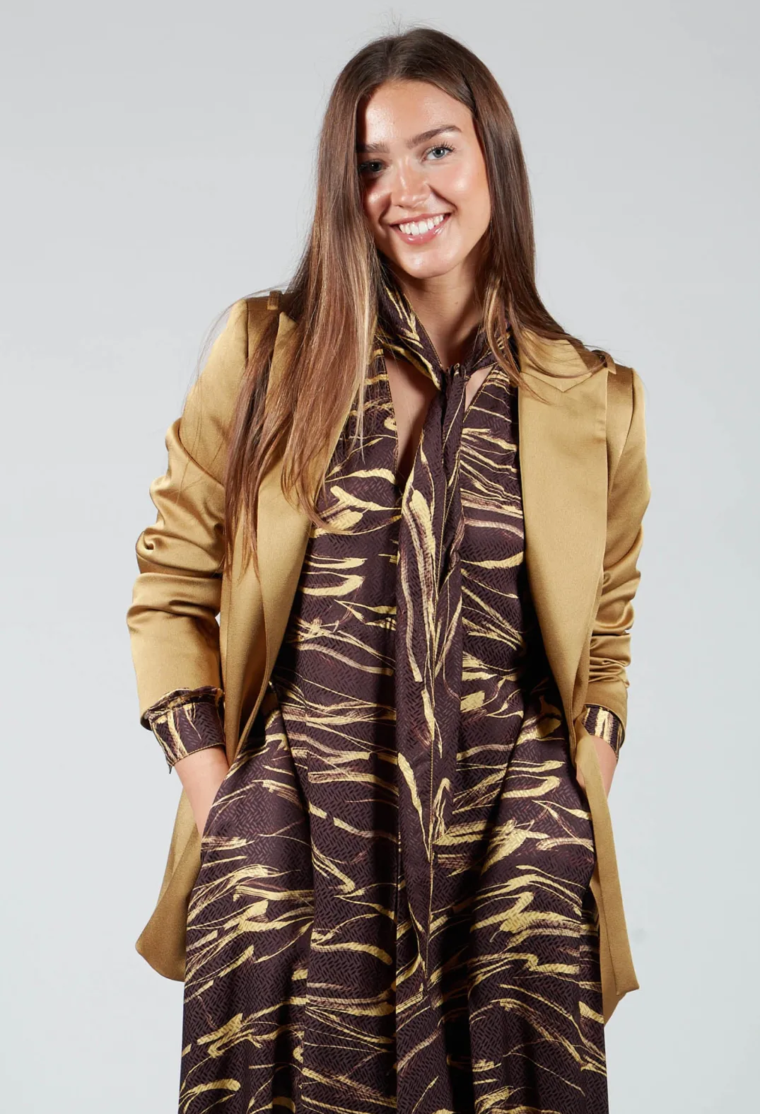 Beatrice B Jackets^Gloss Satin Blazer in Tobacco