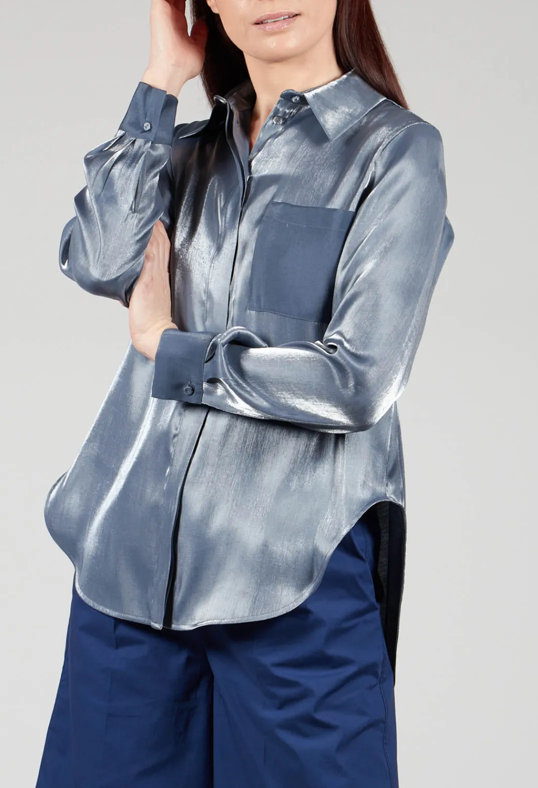 Sfizio Tops^Glossy Shirt in Blue