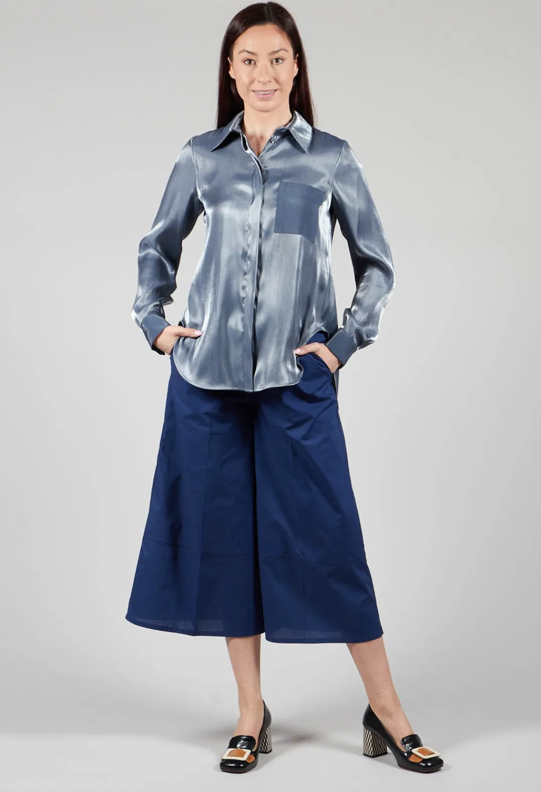 Sfizio Tops^Glossy Shirt in Blue