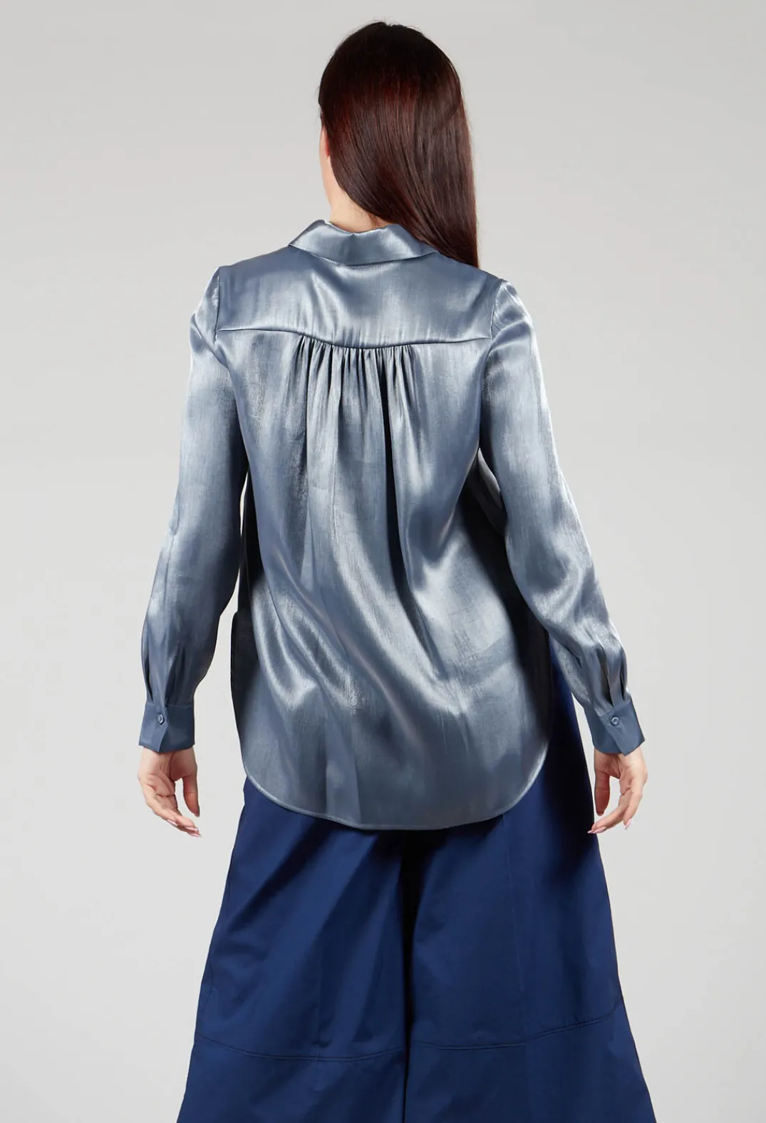 Sfizio Tops^Glossy Shirt in Blue