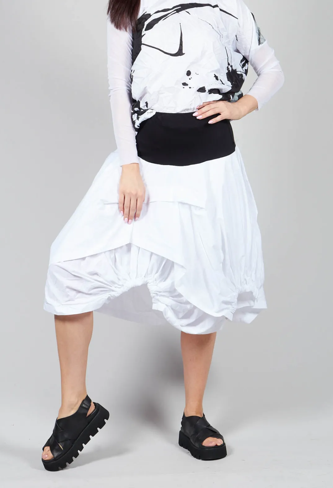 Xenia Design Skirts^Goga Skirt in White Black