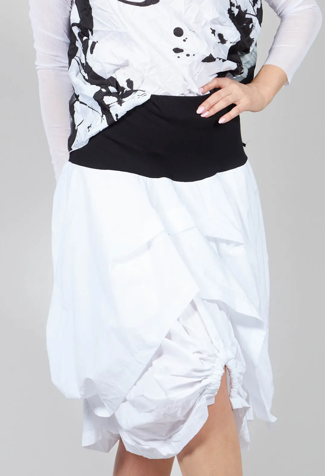 Xenia Design Skirts^Goga Skirt in White Black