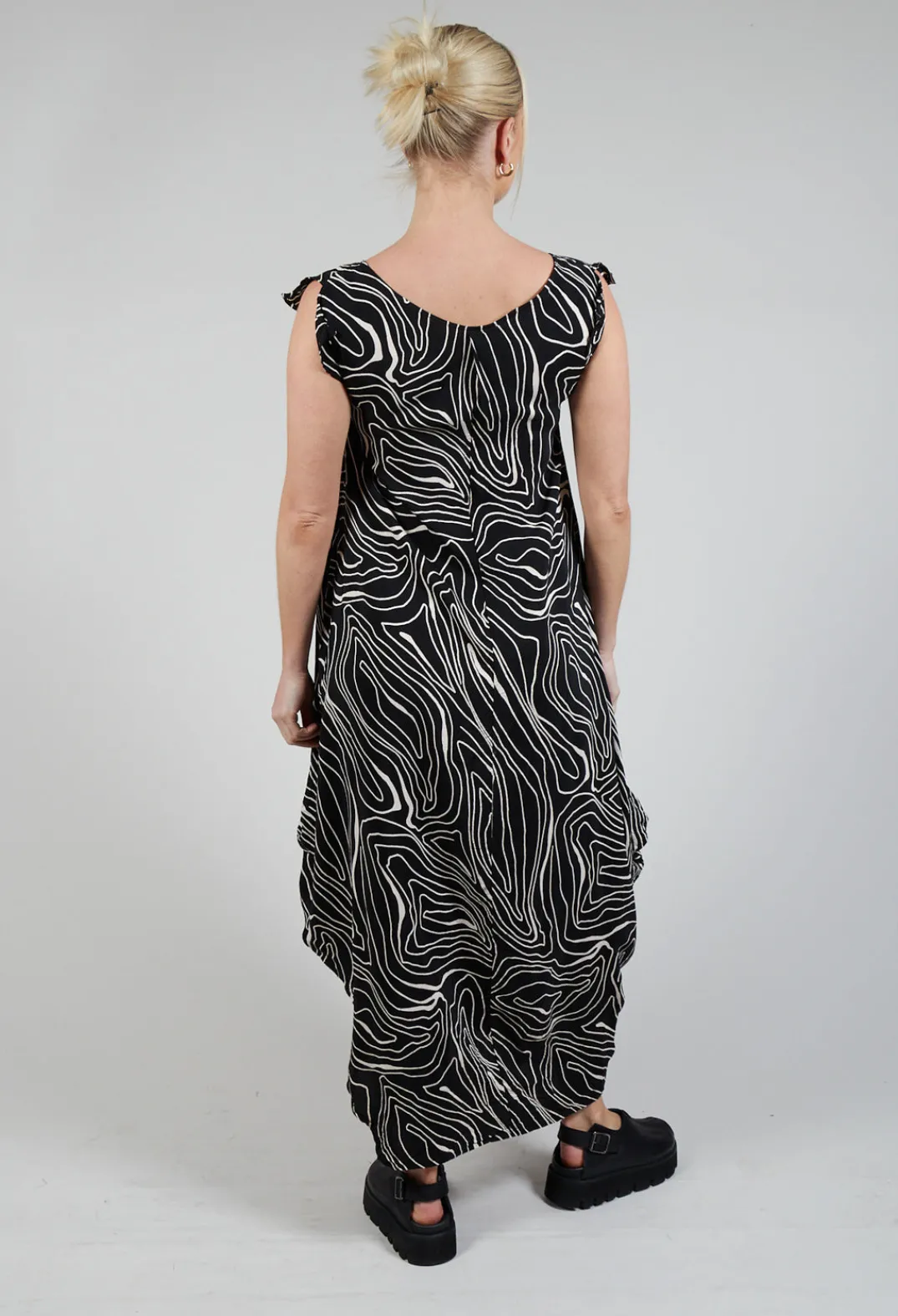 Xenia Design Dresses^GRKO Dress in Black with White