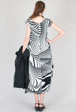 Xenia Design Dresses^GRKO1 Dress in White with Black