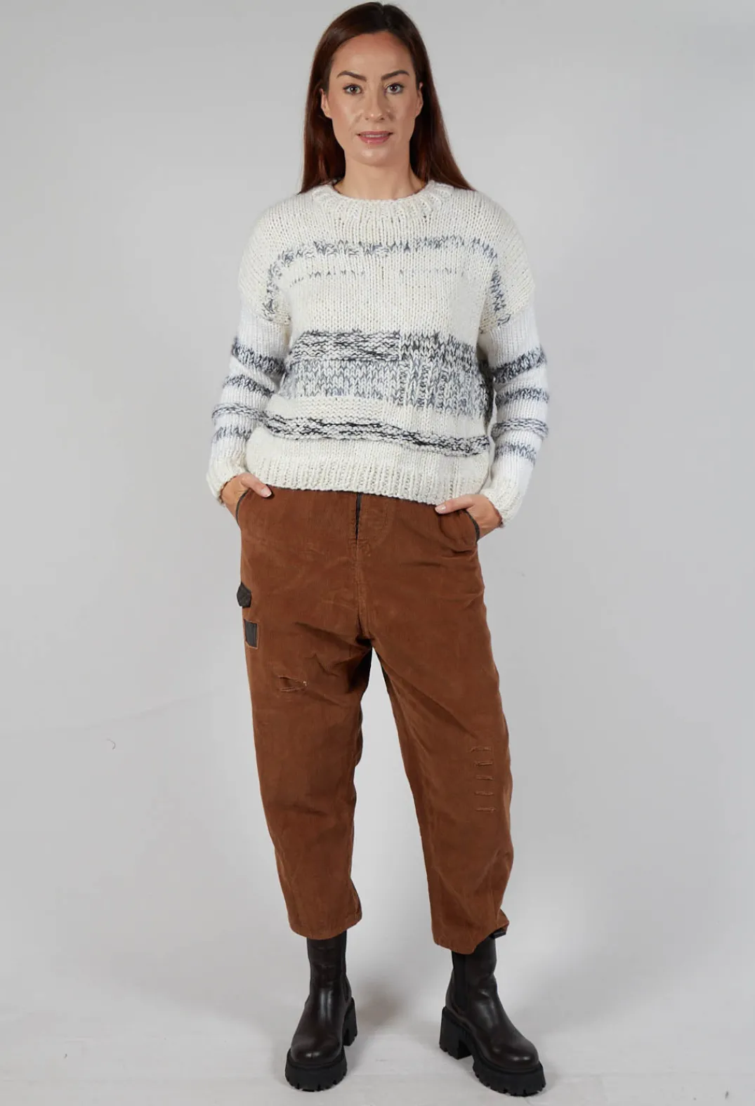 Umit Unal Jumpers^Hand Knitted Pullover in Ecru Grey