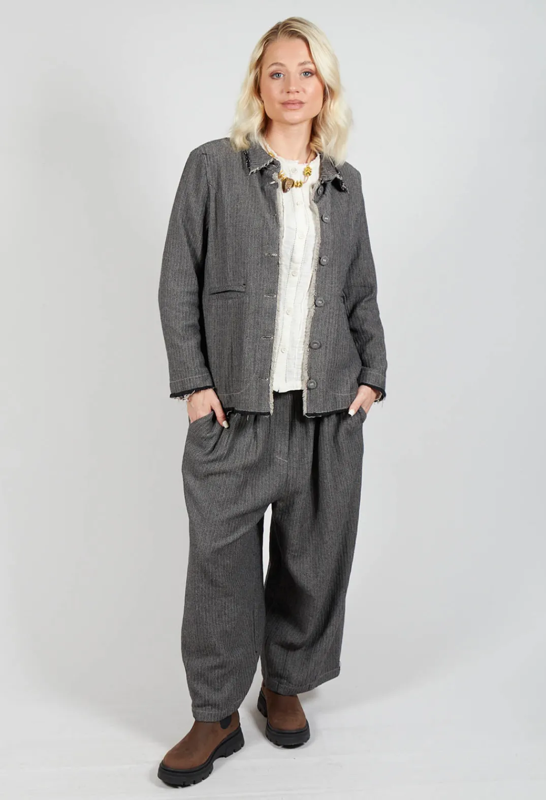 Amici Jackets^Herringbone Raw Edge Blazer Jacket in Sand