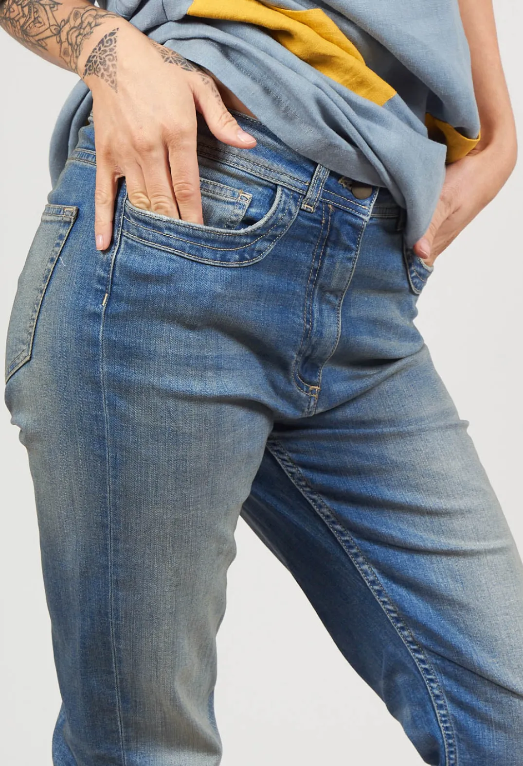 Niù Jeans^High Waisted Jeans