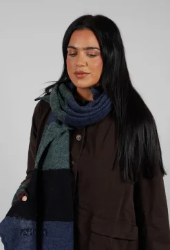 Butapana Scarves^Jagged Wool Scarf in Deep Ocean