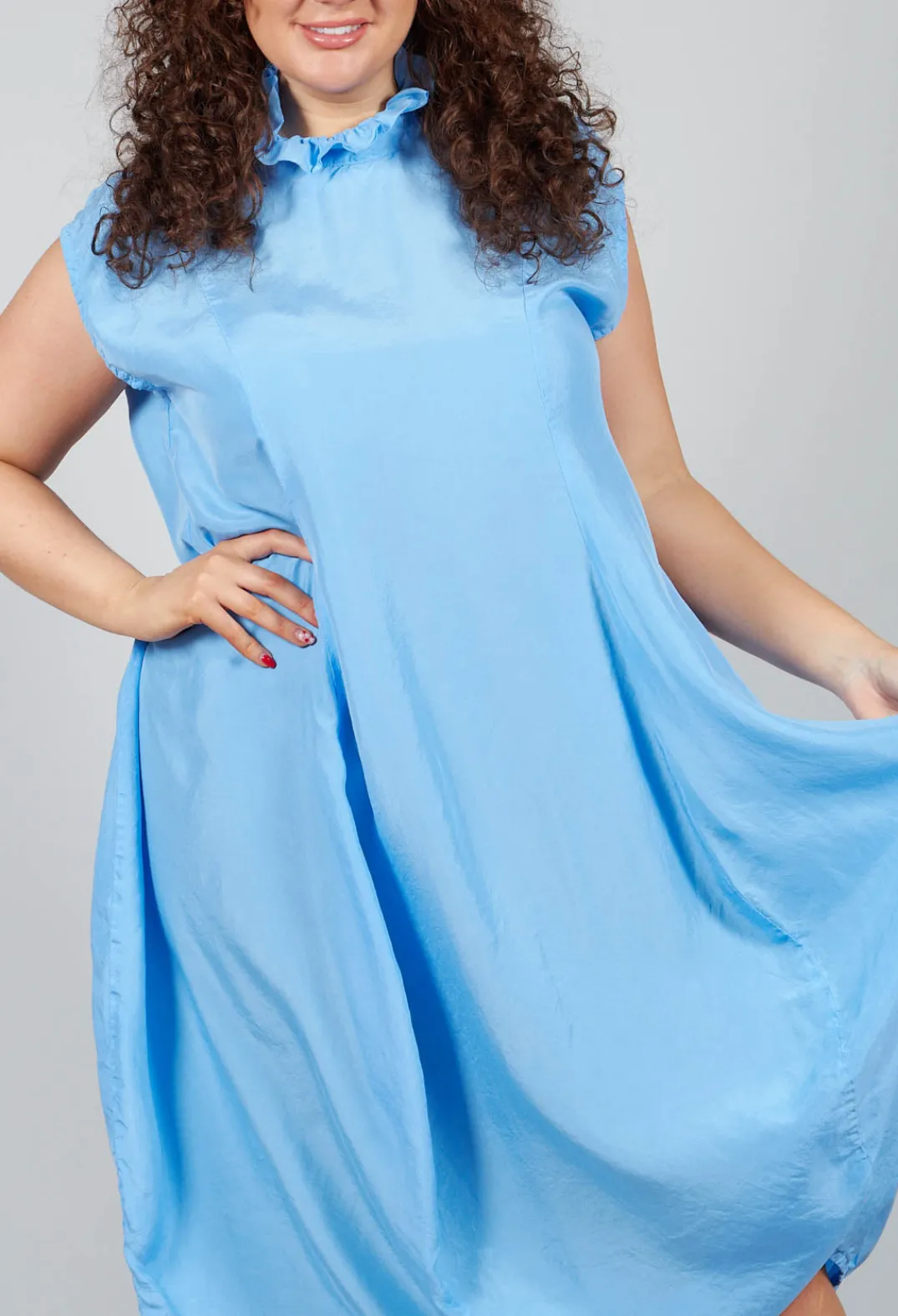 Privatsachen Dresses^Jahrest Dress in Steinblau
