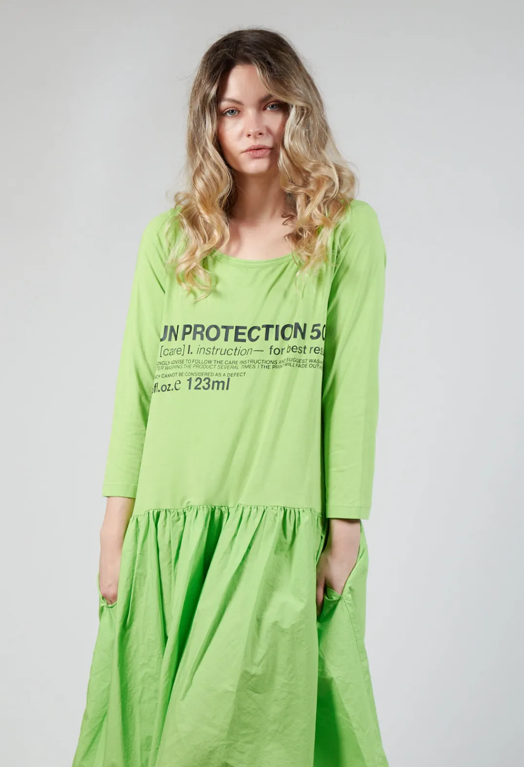 Rundholz Black Label Dresses^Jersey Top Dress with Lettering Motif in Lime Print