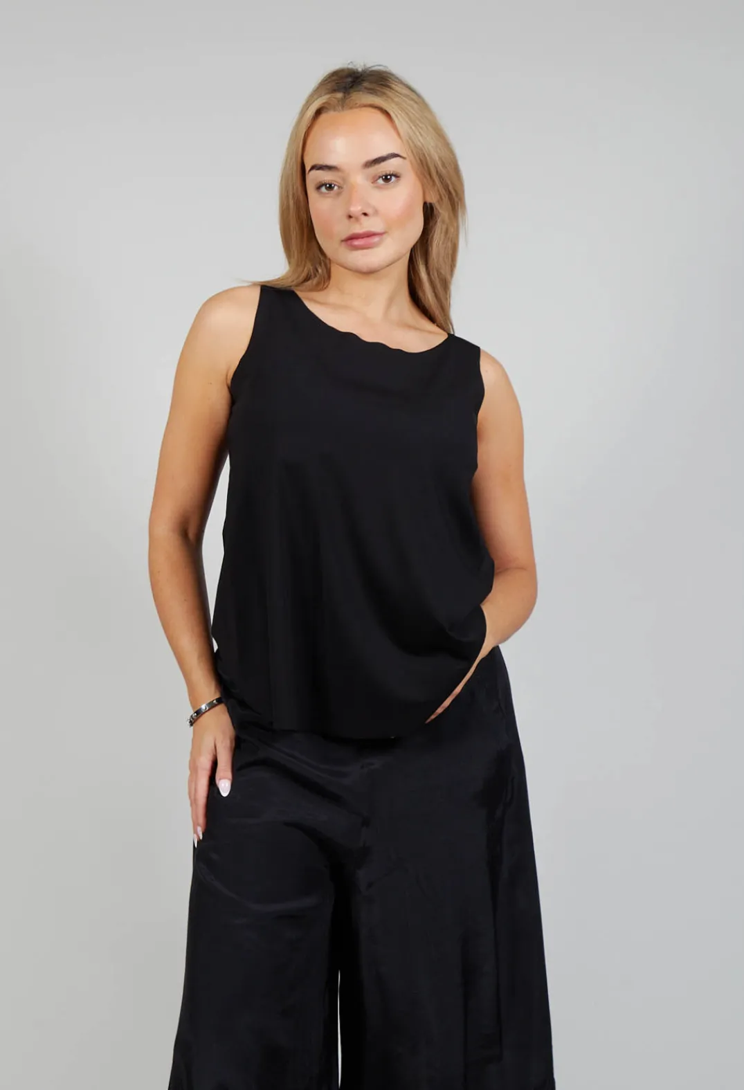 Bize Tops^Jersey Vest Top in Black