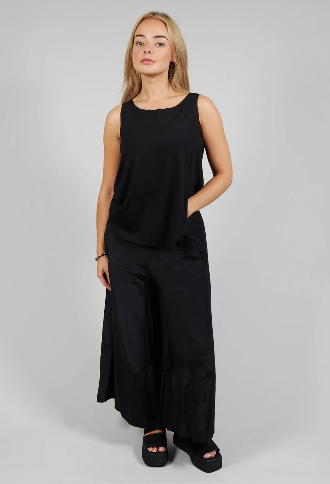 Bize Tops^Jersey Vest Top in Black