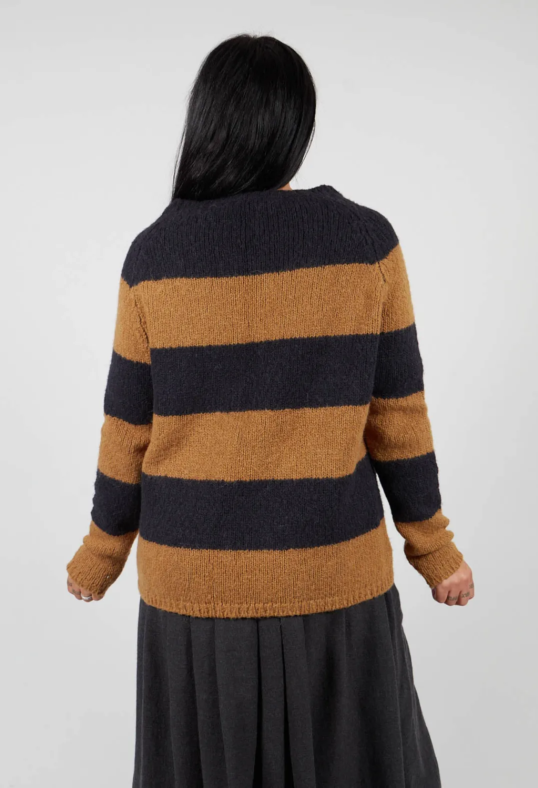 Apuntob Jumpers^Jumper in Tobacco Black