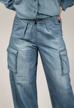 Elemente Clemente Trousers^Kidava Trousers in Denim