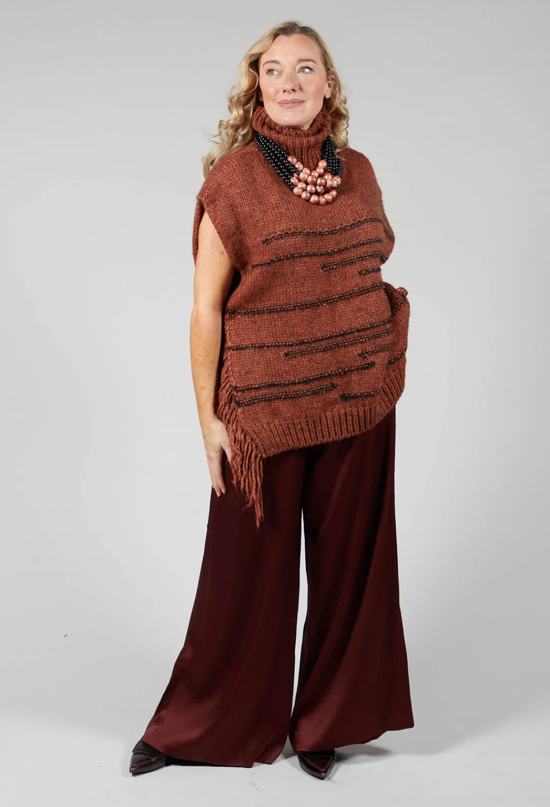 Maliparmi Coats^Knitted Cape in Ruggine Rust
