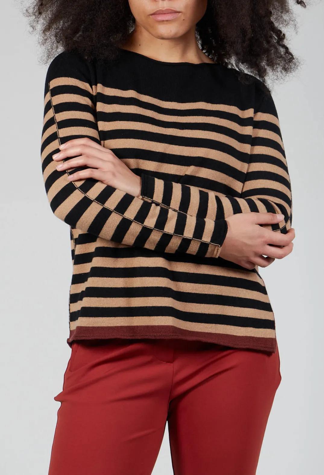 Maliparmi Jumpers^Knitted Sweater in Beige Nero