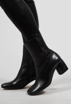 IXOS Boots^Kubric Block Heel Boot in Nero